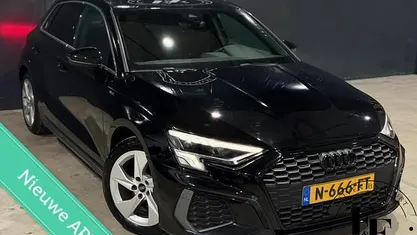 Occasion Audi A3 Sportback Comfort 110 PK (80 kW) 2021 Zwart Hatchback