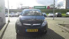 Gebruikt 2011 Opel Corsa Edition Hatchback | € 3.450 (Eerlijke prijs)