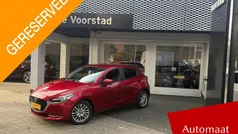 Soul red crystal m Gebruikt 2021 Mazda 2 Luxury Hatchback | € 17.500 (Eerlijke prijs)