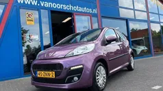 Paars Gebruikt 2013 Peugeot 107 Active Hatchback | € 3.900 (Goede deal)