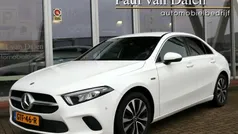 Wit Gebruikt 2020 Mercedes A250 Premium Sedan | € 25.795 (Goede deal)