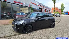 Zwart Gebruikt 2015 Mini ONE Business Hatchback | € 10.849 (Eerlijke prijs)