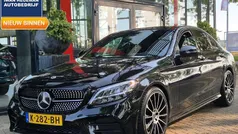 Zwart Gebruikt 2019 Mercedes C180 AMG Sedan | € 25.890 (Eerlijke prijs)