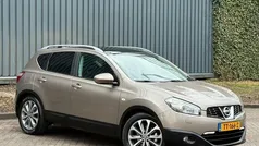 Bruin Gebruikt 2010 Nissan Qashqai Tekna SUV | € 6.950 (Eerlijke prijs)