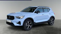Blauw Occasion 2025 Volvo XC40 Plus SUV | € 43.950 (Eerlijke prijs)