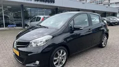 Zwart Gebruikt 2012 Toyota Yaris Hatchback | € 9.450 (Eerlijke prijs)