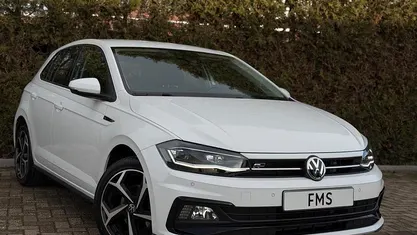 Wit Occasion 2021 VW Polo R-line Edition Hatchback | € 18.890 (Goede deal)