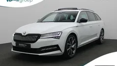 Wit, metallic lak Gebruikt 2021 Skoda Superb Business Line Stationwagen | € 27.400 (Eerlijke prijs)
