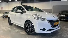 Wit Gebruikt 2012 Peugeot 208 Hatchback | € 4.349 (Eerlijke prijs)