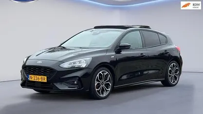 Gebruikt 2021 Ford Focus Business Edition Hatchback | € 14.750 (Eerlijke prijs)