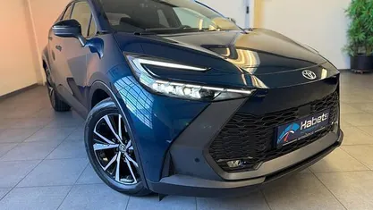 Occasion 2024 Toyota C-HR SUV | € 30.950 (Eerlijke prijs)