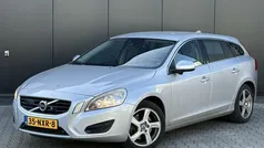Grijs Gebruikt 2011 Volvo V60 Momentum Stationwagen | € 9.998 (Eerlijke prijs)