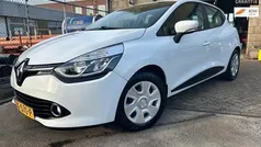 Wit Gebruikt 2016 Renault Clio IV Expression Hatchback | € 6.750 (Goede deal)