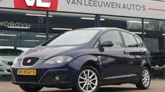 Blauw, metallic lak Gebruikt 2009 Seat Altea Style MPV | € 1.748 (Eerlijke prijs)