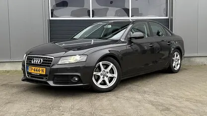 Zwart Gebruikt 2010 Audi A4 Comfort Sedan | € 9.885 (Iets duurder)