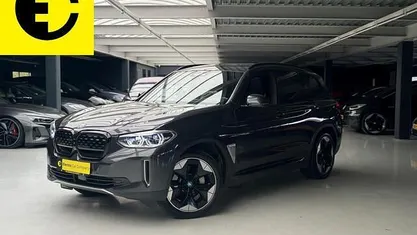 Occasion BMW iX3 Executive 210 kW (286 PK) 2021 Grijs SUV