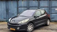 Zwart Gebruikt 2007 Peugeot 207 Hatchback | € 950 (Eerlijke prijs)