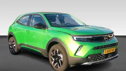 Groen Occasion 2023 Opel Mokka-e Business Elegance SUV | € 18.945 (Goede deal)