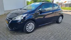 Blauw Gebruikt 2014 Peugeot 208 Active Hatchback | € 3.750 (Eerlijke prijs)