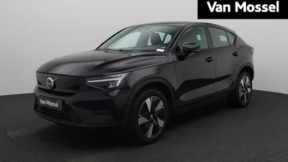 Zwart Gebruikt 2023 Volvo C40 Core SUV | € 36.400 (Eerlijke prijs)