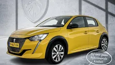 Geel Gebruikt 2022 Peugeot e-208 Active Hatchback | € 15.890 (Super prijs)