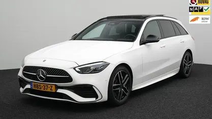 Wit Occasion 2021 Mercedes C200 AMG line Stationwagen | € 36.250 (Eerlijke prijs)