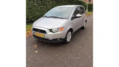 Grijs Gebruikt 2011 Mitsubishi Colt Edition Hatchback | € 3.199 (Eerlijke prijs)