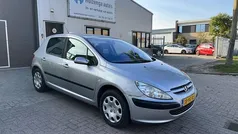 Gebruikt 2001 Peugeot 307 Hatchback | € 999 (Eerlijke prijs)
