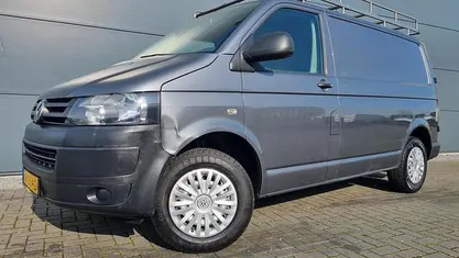Occasion VW T5 84 PK (61 kW) 2014 Grijs Van
