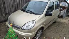 Beige Gebruikt 2005 Toyota Yaris Verso Sol MPV | € 4.950 (Eerlijke prijs)