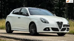 Wit Gebruikt 2015 Alfa Romeo Giulietta Quadrifoglio Verde Hatchback | € 15.899 (Eerlijke prijs)