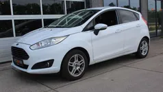 Wit Gebruikt 2014 Ford Fiesta Titanium Hatchback | € 6.995 (Eerlijke prijs)