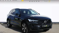 Zwart, metallic lak Gebruikt 2023 Volvo XC60 Plus SUV | € 55.840 (Eerlijke prijs)