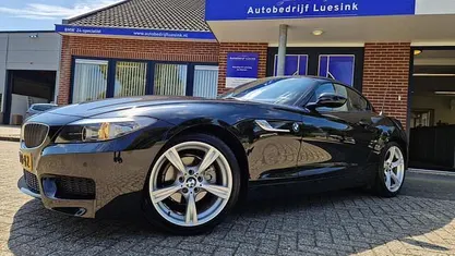 Zwart Occasion 2013 BMW Z4 Executive Cabriolet | € 24.450 (Eerlijke prijs)