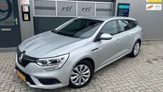 Grijs, metallic lak Gebruikt 2020 Renault Mégane GrandTour Life Stationwagen | € 12.750 (Eerlijke prijs)