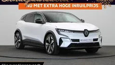 Gebruikt 2025 Renault Megane E-Tech Komfort Hatchback | € 36.995 (Eerlijke prijs)