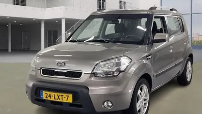 Grijs Occasion 2010 Kia Soul SUV | € 4.895 (Eerlijke prijs)