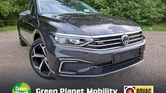 Grijs Gebruikt 2020 VW Passat GTE Stationwagen | € 24.900 (Eerlijke prijs)