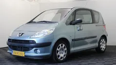 Gebruikt 2005 Peugeot 1007 Hatchback | € 2.999 (Eerlijke prijs)