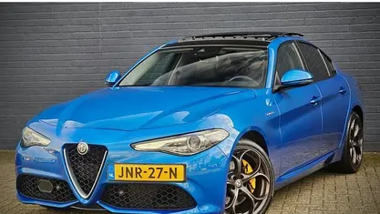 Occasion Alfa Romeo Giulia Veloce 280 PK (205 kW) 2017 Blauw Sedan