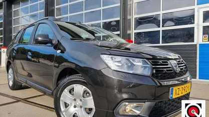 Zwart Gebruikt 2019 Dacia Logan MCV Lauréate MPV | € 11.545 (Eerlijke prijs)