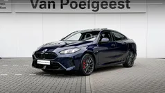 Blauw, metallic lak Gebruikt 2025 BMW 220 M Sport Coupé | € 47.900 (Eerlijke prijs)