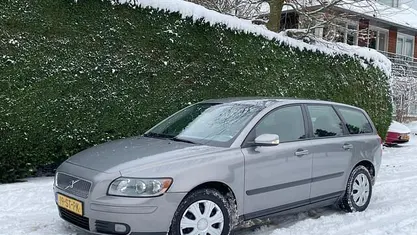 Occasion 2006 Volvo V50 Stationwagen | € 1.550 (Super prijs)