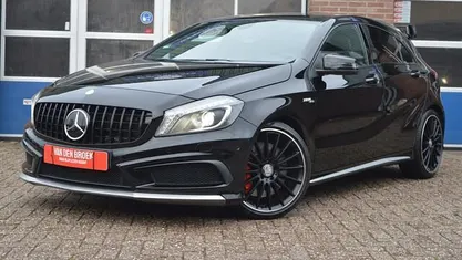 Zwart Gebruikt 2013 Mercedes A45 AMG AMG Hatchback | € 19.999 (Goede deal)