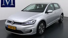 Grijs, metallic lak Gebruikt 2019 VW e-Golf Hatchback | € 13.440 (Eerlijke prijs)
