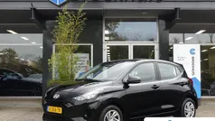 Zwart Gebruikt 2024 Hyundai i10 Comfort Hatchback | € 16.395 (Eerlijke prijs)