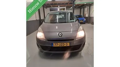 Occasion Renault Scénic III Expression 131 PK (96 kW) 2009 Grijs MPV