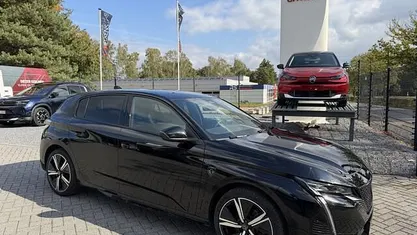 Zwart Occasion 2024 Peugeot 308 GT Hatchback | € 20.950 (Super prijs)