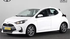 Gebruikt 2021 Toyota Yaris Active Hatchback | € 20.000 (Eerlijke prijs)