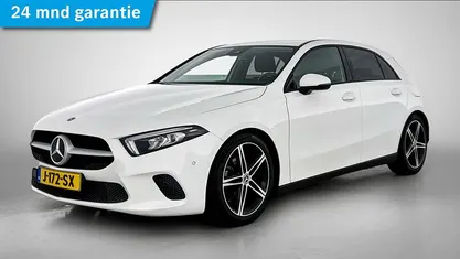 Wit Occasion 2020 Mercedes A160 Business Hatchback | € 22.945 (Eerlijke prijs)